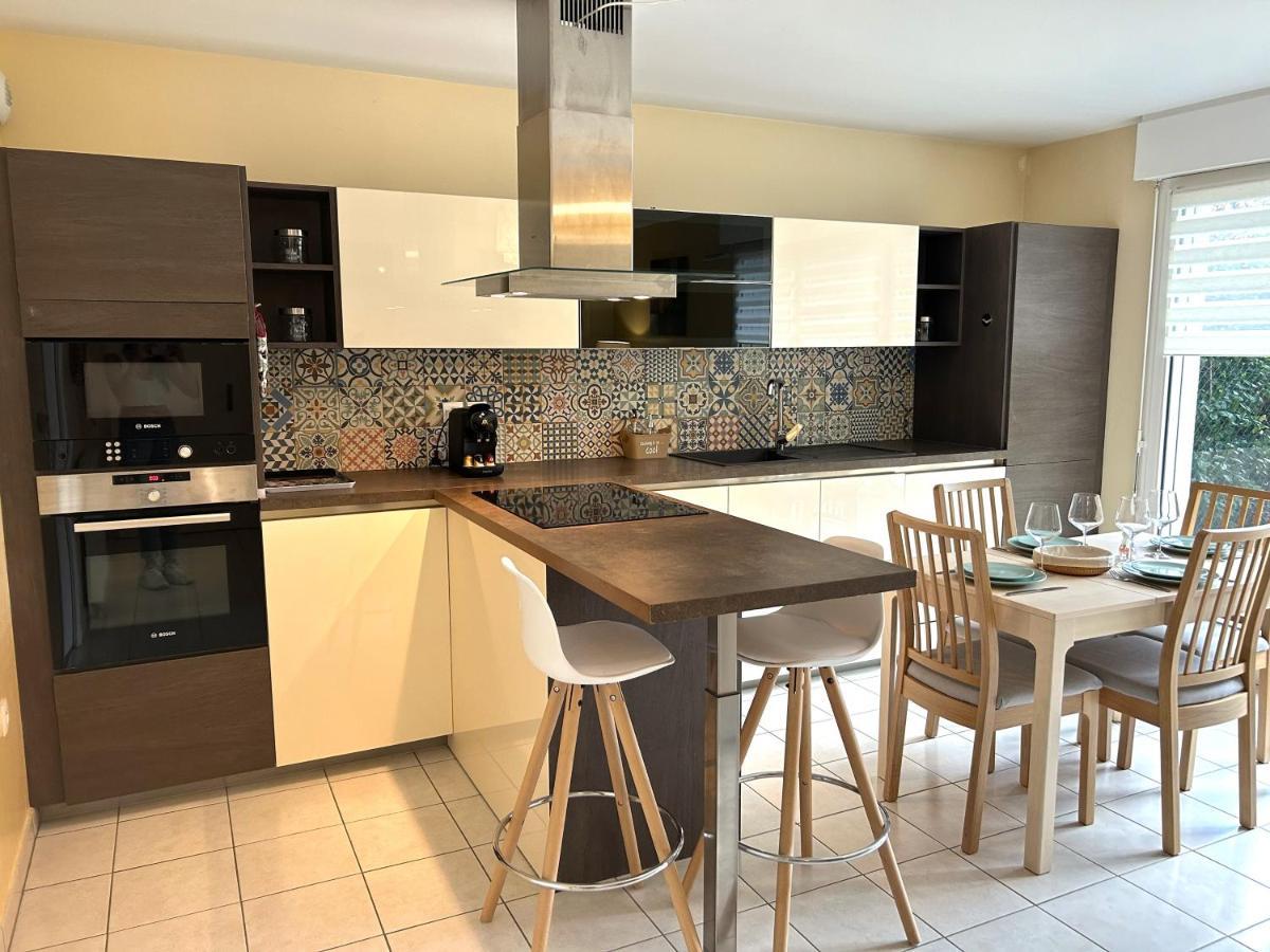 Eden By Dream Apartments เชสซี ภายนอก รูปภาพ